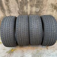 Gomme invernali 215/45/R17