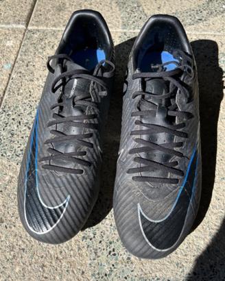 Scarpe Nike n. 42