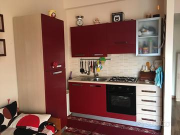 Monolocale con posto auto in residence