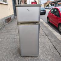 FRIGORIFERO INDESIT A+ GRIGIO , CONSEGNA A DOMICIL