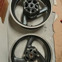 cerchio i ianaka 1300 xjr belli e sani 