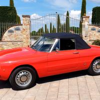 Alfa Romeo Spider Duetto osso di seppia 1750