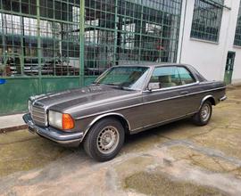 Mercedes-benz 280 CE W123 - 1983