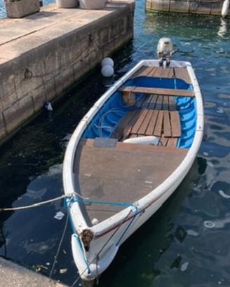 Barca (lancia) in legno 6 mt (NO posto barca)