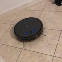 Robot aspirapolvere