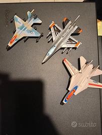 Modellini aerei americani F14 e F16 Falcon 