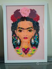 quadro interamente realizzato a mano in pyssla 