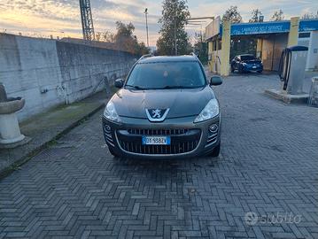 auto 7 posti molto spaziosa 