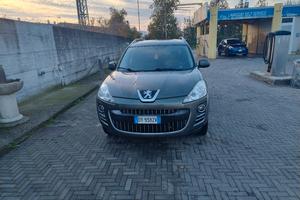 auto 7 posti molto spaziosa 