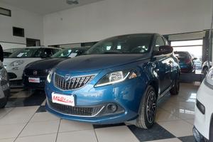Lancia Ypsilon 1.0 FireFly Hybrid Silver Plus
