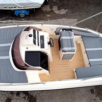 D Y L E T 85 Trimarchi by Nautitop
