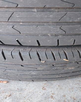 GOMME 225-60-R17 (Tucson)