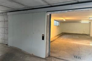 Garage 100 m2