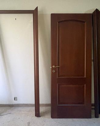 Porte interne con telaio