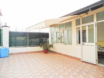 4 LOCALI A BOTRICELLO