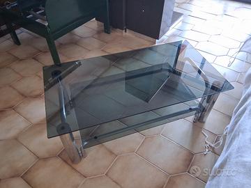 tavolo in cristallo da salotto