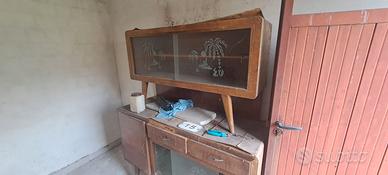 Credenza anni 50 da restaurare