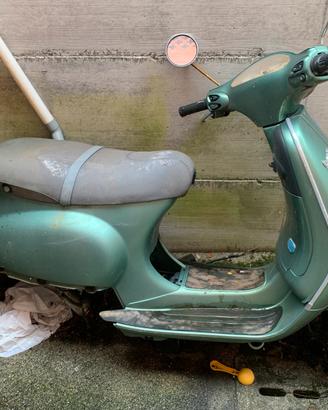 Vespa 125