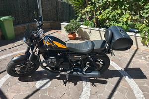 Moto Guzzi V9 Bobber 