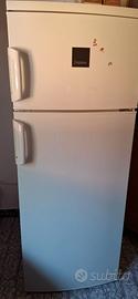 Frigo con congelatore