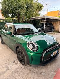 Mini Cooper super accessoriata