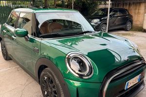 Mini Cooper super accessoriata