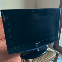 Samsung TV 26” – usata, funzionante 📺