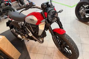 Ducati Scrambler ICON 2024 ( con quick shifter )