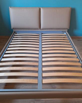 Letto matrimoniale imbottito - MAI USATO