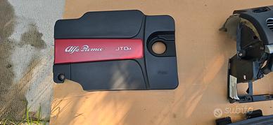 Copertura  motore  Alfa 159 2.0 GTDm
