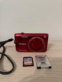 Nikon Coolpix A300 Rossa Fotocamera Digitale