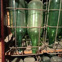 Bottiglioni in vetro verde o trasparente da 2 lt.