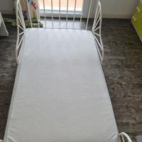 letto Minnen ikea allungabile 