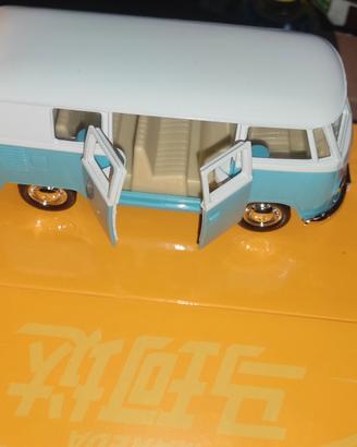 famoso VW KOMBY T1 anni 60