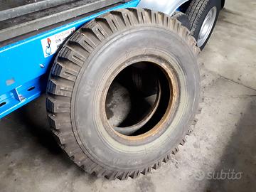 pneumatico 9.00 R16 V90 per daily 4x4 iveco VM 90