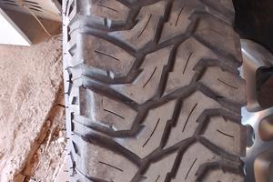   Gomme  Grand Cherokee 