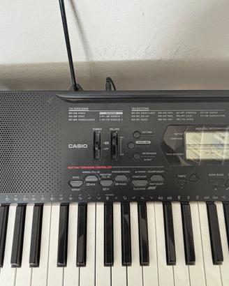 Tastiera Casio CTK 3000 con tasti pesati
