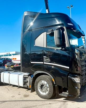 IVECO S-WAY 530, 2022, km 270.000