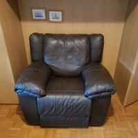 Poltrona in pelle marrone