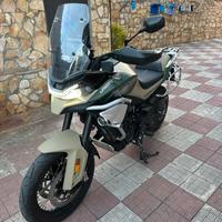 Cf moto mt 800