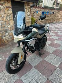 Cf moto mt 800