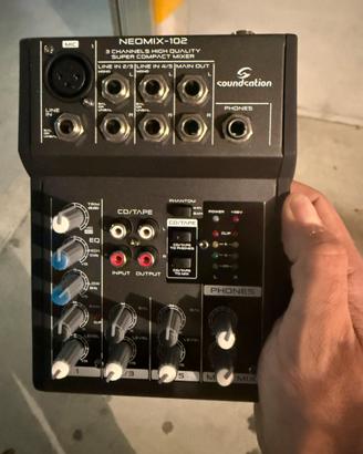 Soundsation NEOMIX-102 mixer –pari al nuovo