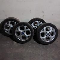 cerchi originali ford fiesta con pneumatici