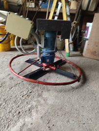 Elicottero elettrico per cemento