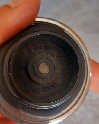 Triumph scrambler  copertura sella specchi  tappo