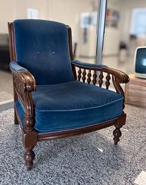 Poltrone Vintage in Legno Massello e Velluto Blu