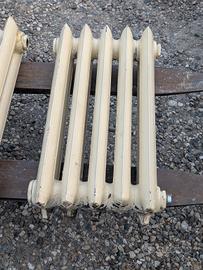 TERMOSIFONI ANTICHI IN GHISA CON PIEDI CORTI