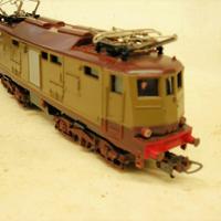 LIMA  LOCOMOTIVA  e424  FS