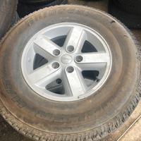 Ruote con gomme per Jeep Wrangler JK