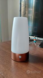 Lampada da comodino a led con sensore di movimento